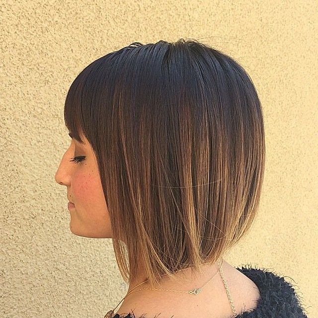 Brązowy bob z blond ombre Brązowy bob z jasnymi końcówkami i lekkim kątem
