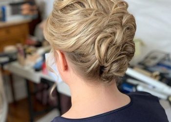 Piękne fryzury dla matki panny młodej