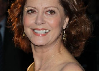 Ponad 20 popularnych fryzur dla kobiet powyżej 50 roku życia